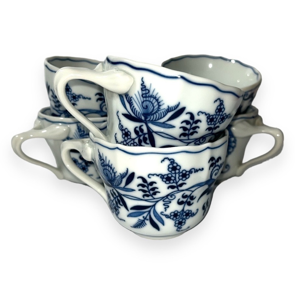 Vintage Blue Danube Japan Tea Cups Set of 6 Blue White Floral‎ Split Handle 8 oz